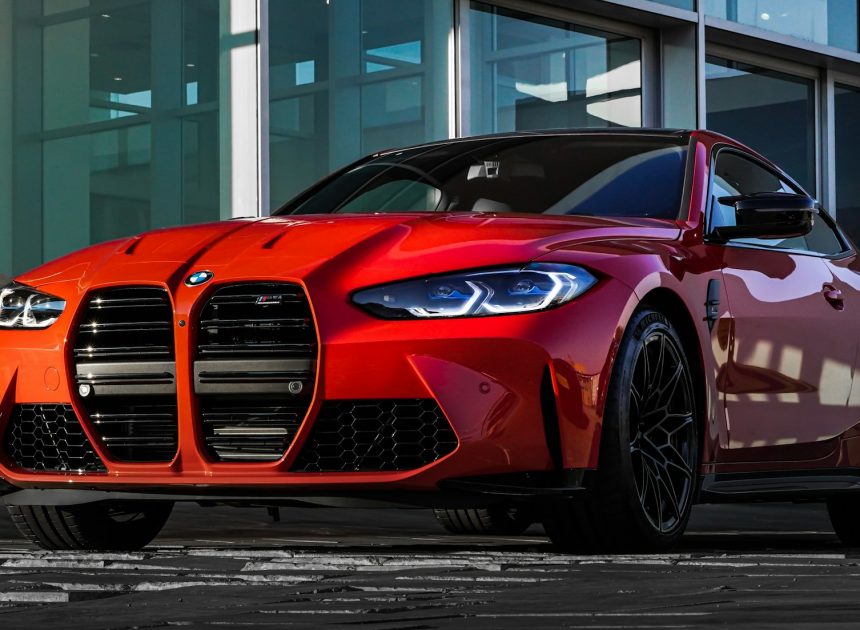 बीएमडब्ल्यू का तकनीकी कायाकल्प: सुरक्षित मैनुअल गियरबॉक्स और एआई का समावेश